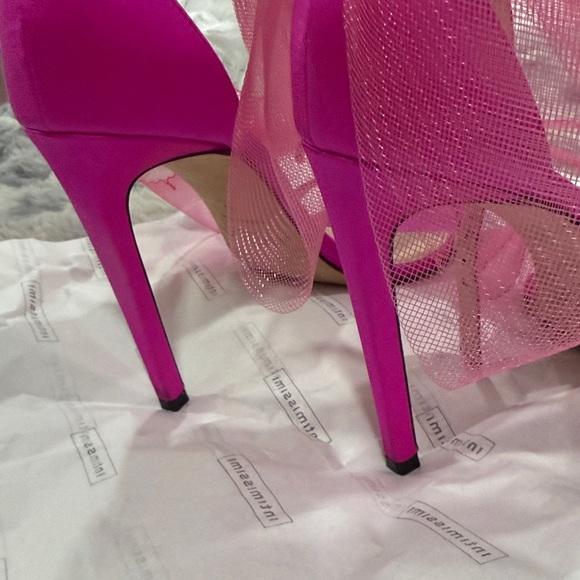 Jimmy Choo Aveline Heels with Bow - Picture 6 of 6